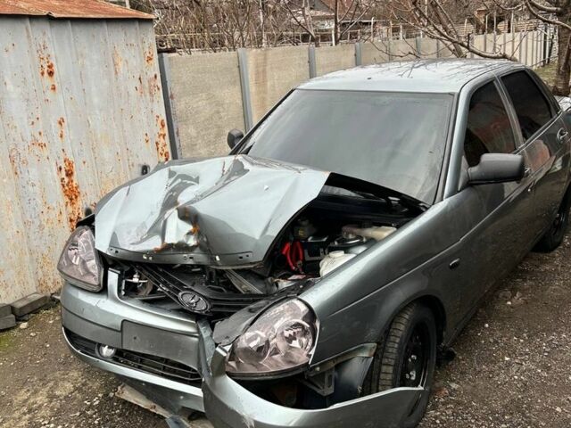 Серый ВАЗ 2170 Priora, объемом двигателя 1.6 л и пробегом 80 тыс. км за 1000 $, фото 1 на Automoto.ua