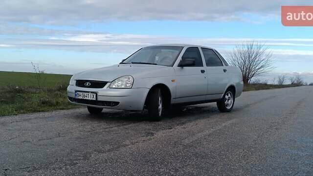 Сірий ВАЗ 2170 Priora, об'ємом двигуна 1.6 л та пробігом 178 тис. км за 2550 $, фото 1 на Automoto.ua