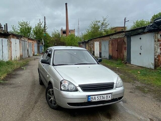 Сірий ВАЗ 2170 Priora, об'ємом двигуна 1.6 л та пробігом 192 тис. км за 1800 $, фото 1 на Automoto.ua