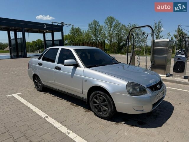 Сірий ВАЗ 2170 Priora, об'ємом двигуна 1.6 л та пробігом 200 тис. км за 2500 $, фото 1 на Automoto.ua
