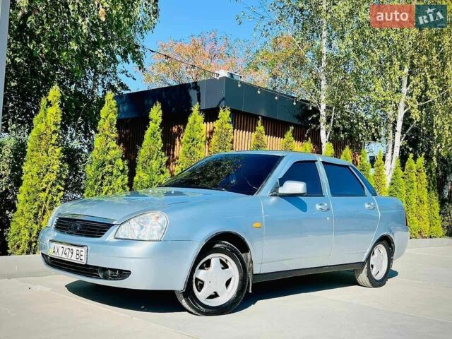 Серый ВАЗ 2170 Priora, объемом двигателя 1.6 л и пробегом 95 тыс. км за 2500 $, фото 1 на Automoto.ua