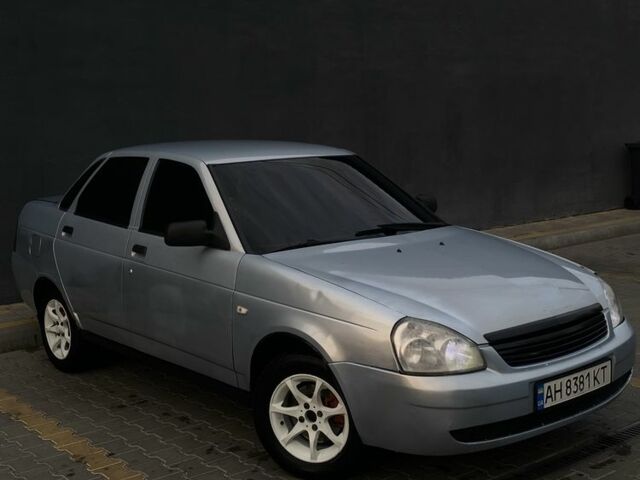 Серый ВАЗ 2170 Priora, объемом двигателя 1.6 л и пробегом 270 тыс. км за 1450 $, фото 1 на Automoto.ua