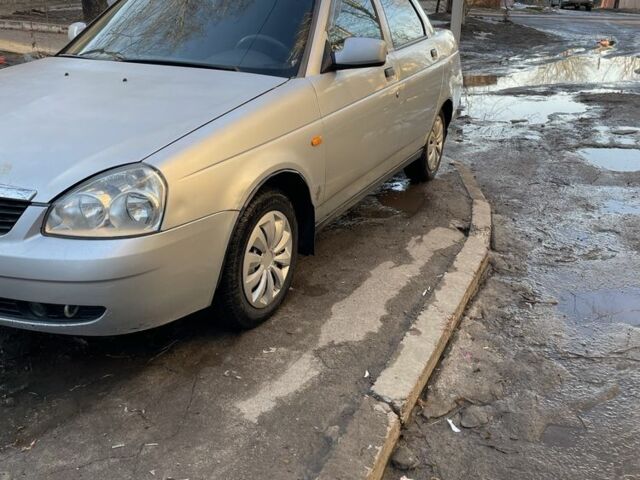 Сірий ВАЗ 2170 Priora, об'ємом двигуна 1.6 л та пробігом 3 тис. км за 2200 $, фото 1 на Automoto.ua