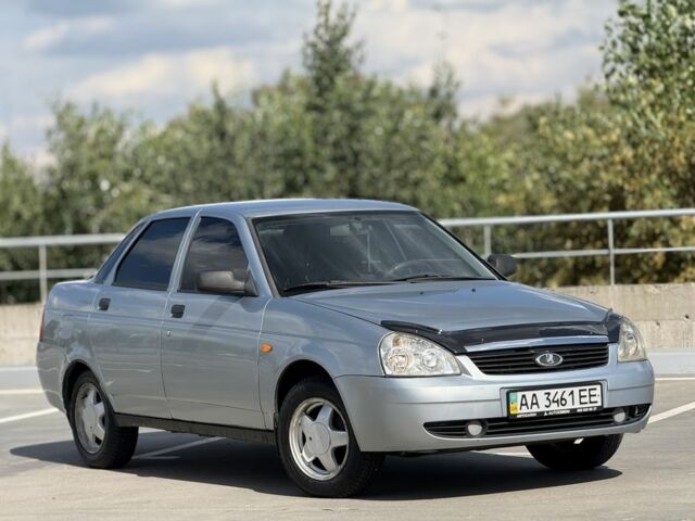 Сірий ВАЗ 2170 Priora, об'ємом двигуна 0 л та пробігом 260 тис. км за 2150 $, фото 1 на Automoto.ua