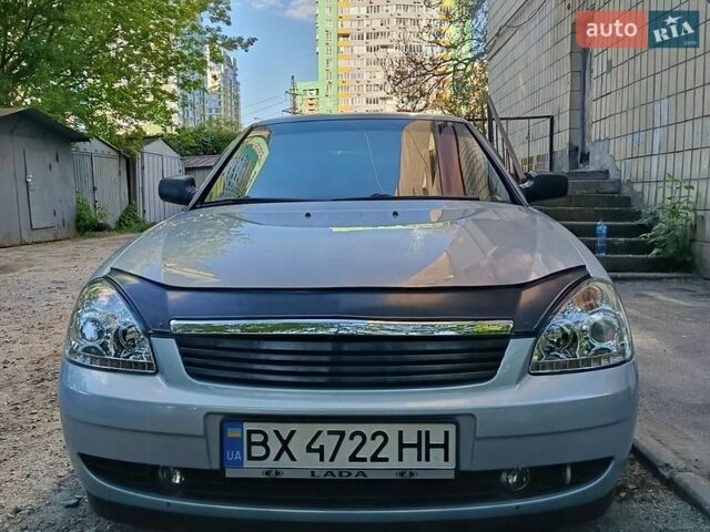 Серый ВАЗ 2170 Priora, объемом двигателя 1.6 л и пробегом 110 тыс. км за 2900 $, фото 1 на Automoto.ua