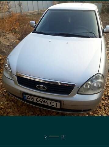 Серый ВАЗ 2170 Priora, объемом двигателя 1.6 л и пробегом 300 тыс. км за 2050 $, фото 1 на Automoto.ua