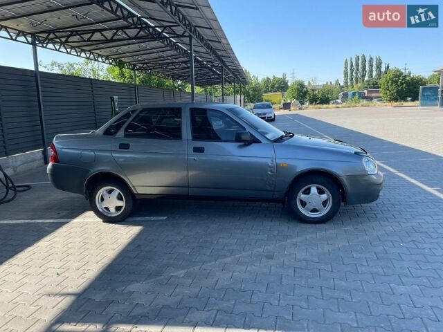 Сірий ВАЗ 2170 Priora, об'ємом двигуна 1.6 л та пробігом 220 тис. км за 2250 $, фото 1 на Automoto.ua