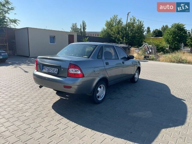 Сірий ВАЗ 2170 Priora, об'ємом двигуна 1.6 л та пробігом 220 тис. км за 2250 $, фото 1 на Automoto.ua