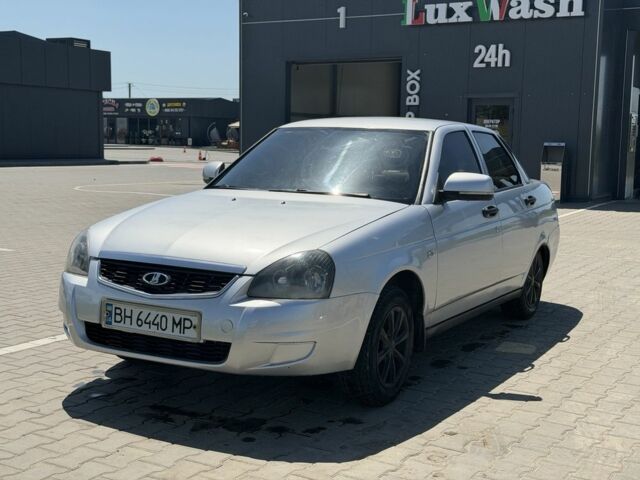 Сірий ВАЗ 2170 Priora, об'ємом двигуна 1.6 л та пробігом 200 тис. км за 2600 $, фото 1 на Automoto.ua