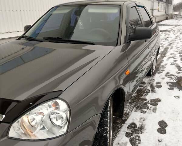Сірий ВАЗ 2170 Priora, об'ємом двигуна 1.6 л та пробігом 51 тис. км за 3999 $, фото 1 на Automoto.ua