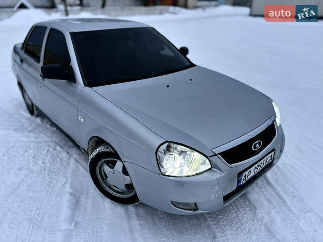 Серый ВАЗ 2170 Priora, объемом двигателя 1.6 л и пробегом 237 тыс. км за 1900 $, фото 1 на Automoto.ua