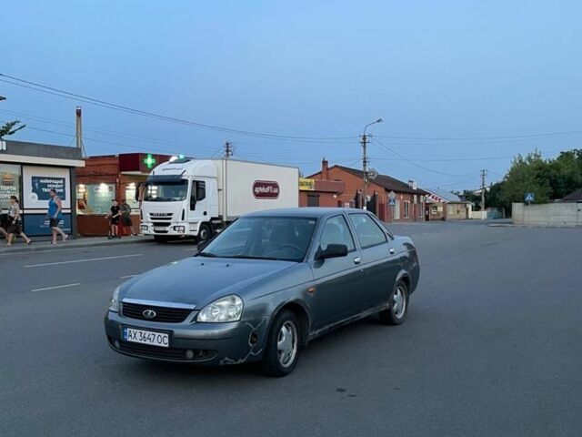 Сірий ВАЗ 2170 Priora, об'ємом двигуна 1.6 л та пробігом 300 тис. км за 1203 $, фото 1 на Automoto.ua