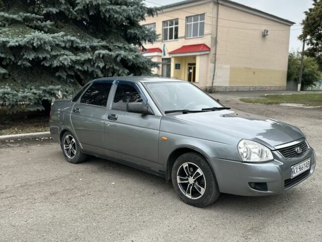 Сірий ВАЗ 2170 Priora, об'ємом двигуна 1.6 л та пробігом 250 тис. км за 2802 $, фото 1 на Automoto.ua