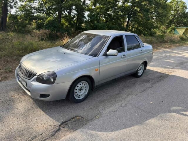 Сірий ВАЗ 2170 Priora, об'ємом двигуна 1.6 л та пробігом 300 тис. км за 1464 $, фото 1 на Automoto.ua