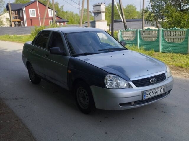 Сірий ВАЗ 2170 Priora, об'ємом двигуна 1.6 л та пробігом 114 тис. км за 1500 $, фото 1 на Automoto.ua