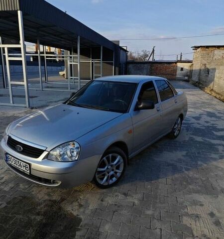 Серый ВАЗ 2170 Priora, объемом двигателя 1.6 л и пробегом 250 тыс. км за 2700 $, фото 1 на Automoto.ua