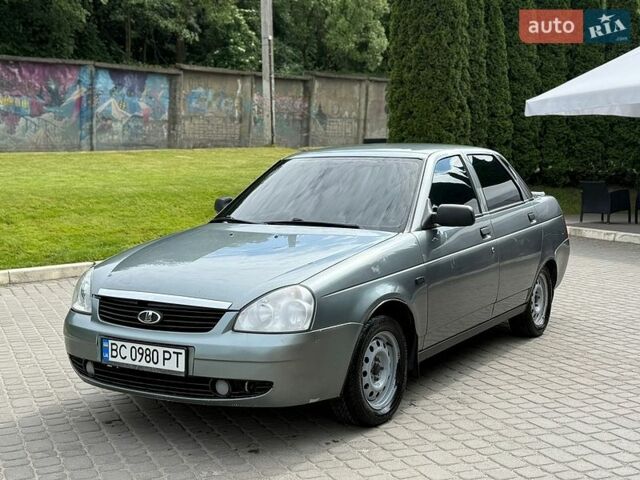Серый ВАЗ 2170 Priora, объемом двигателя 1.6 л и пробегом 95 тыс. км за 2500 $, фото 1 на Automoto.ua