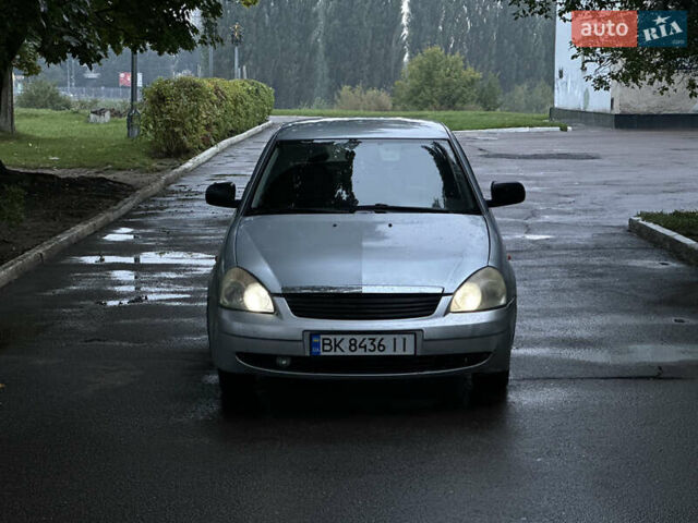 Сірий ВАЗ 2170 Priora, об'ємом двигуна 1.6 л та пробігом 250 тис. км за 1450 $, фото 1 на Automoto.ua