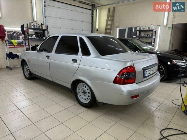 Серый ВАЗ 2170 Priora, объемом двигателя 1.6 л и пробегом 230 тыс. км за 2900 $, фото 1 на Automoto.ua