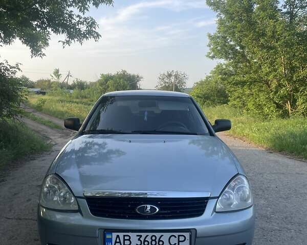 Серый ВАЗ 2170 Priora, объемом двигателя 1.6 л и пробегом 239 тыс. км за 2900 $, фото 1 на Automoto.ua