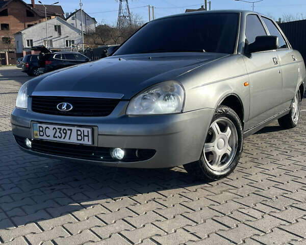 Серый ВАЗ 2170 Priora, объемом двигателя 0 л и пробегом 137 тыс. км за 2100 $, фото 1 на Automoto.ua