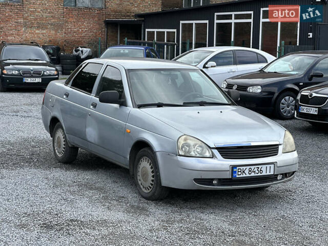 Сірий ВАЗ 2170 Priora, об'ємом двигуна 1.6 л та пробігом 250 тис. км за 1750 $, фото 1 на Automoto.ua