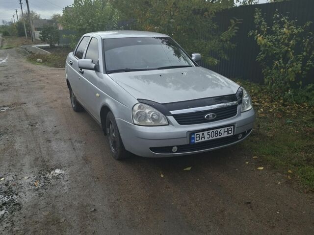ВАЗ 2170 Priora 2007 у Малой Виске на Automoto.ua Сірий ВАЗ 2170 Priora, об'ємом двигуна 1.6 л та пробігом 164 тис. км за 2000 $, фото 1 на Automoto.ua