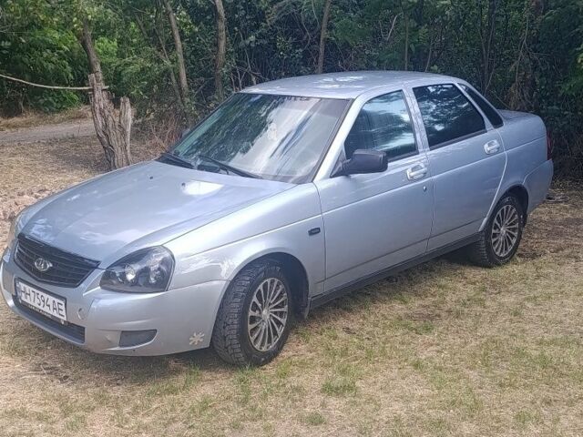 Сірий ВАЗ 2170 Priora, об'ємом двигуна 1.6 л та пробігом 230 тис. км за 2409 $, фото 1 на Automoto.ua