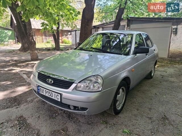Серый ВАЗ 2170 Priora, объемом двигателя 1.6 л и пробегом 188 тыс. км за 1850 $, фото 1 на Automoto.ua