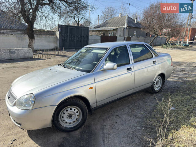 Сірий ВАЗ 2170 Priora, об'ємом двигуна 1.6 л та пробігом 236 тис. км за 3200 $, фото 1 на Automoto.ua