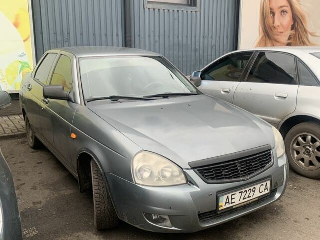 Серый ВАЗ 2170 Priora, объемом двигателя 1.6 л и пробегом 189 тыс. км за 2900 $, фото 1 на Automoto.ua