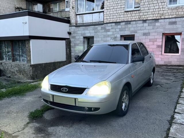 Сірий ВАЗ 2170 Priora, об'ємом двигуна 1.6 л та пробігом 230 тис. км за 2700 $, фото 1 на Automoto.ua