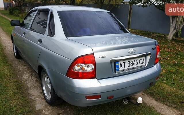 Серый ВАЗ 2170 Priora, объемом двигателя 1.6 л и пробегом 172 тыс. км за 2500 $, фото 1 на Automoto.ua