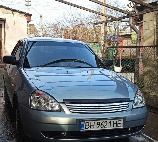 Сірий ВАЗ 2170 Priora, об'ємом двигуна 1.6 л та пробігом 220 тис. км за 2900 $, фото 1 на Automoto.ua