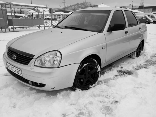 Серый ВАЗ 2170 Priora, объемом двигателя 1.6 л и пробегом 230 тыс. км за 1600 $, фото 1 на Automoto.ua