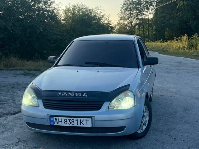 Серый ВАЗ 2170 Priora, объемом двигателя 1.6 л и пробегом 265 тыс. км за 1700 $, фото 1 на Automoto.ua