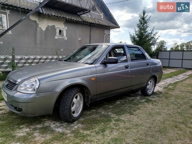 Серый ВАЗ 2170 Priora, объемом двигателя 1.6 л и пробегом 229 тыс. км за 1450 $, фото 1 на Automoto.ua