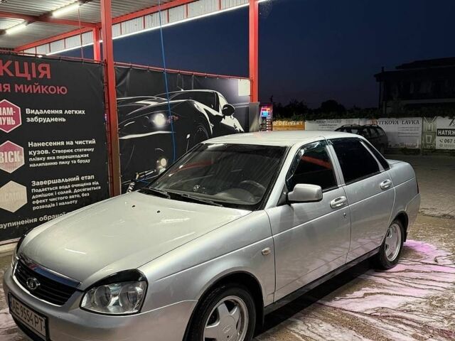 Сірий ВАЗ 2170 Priora, об'ємом двигуна 1.6 л та пробігом 217 тис. км за 2200 $, фото 1 на Automoto.ua