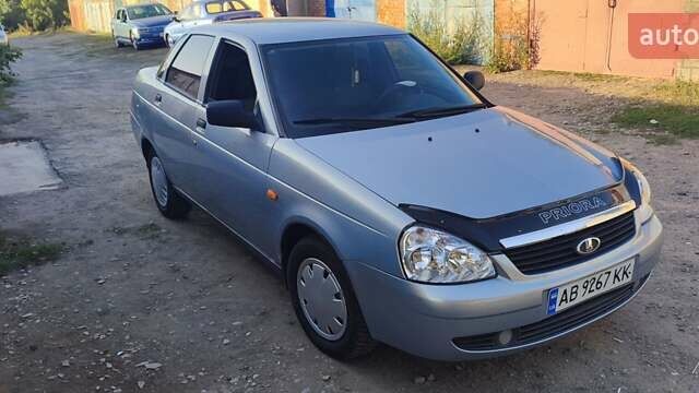 Серый ВАЗ 2170 Priora, объемом двигателя 1.6 л и пробегом 273 тыс. км за 2800 $, фото 1 на Automoto.ua