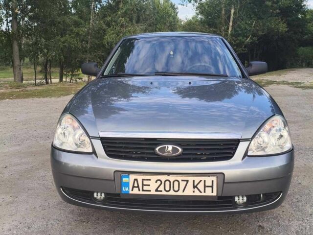 Серый ВАЗ 2170 Priora, объемом двигателя 1.6 л и пробегом 171 тыс. км за 2993 $, фото 1 на Automoto.ua