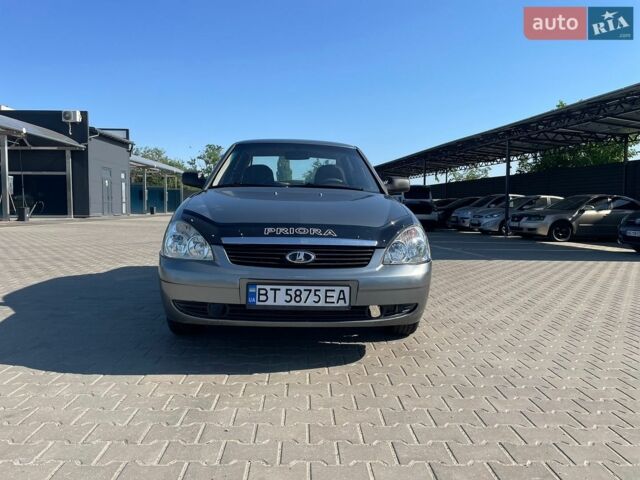 Сірий ВАЗ 2170 Priora, об'ємом двигуна 1.6 л та пробігом 220 тис. км за 2250 $, фото 1 на Automoto.ua