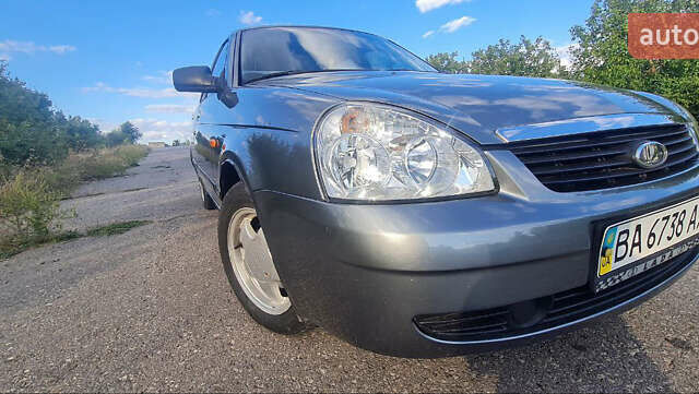 Серый ВАЗ 2170 Priora, объемом двигателя 1.6 л и пробегом 146 тыс. км за 2950 $, фото 1 на Automoto.ua
