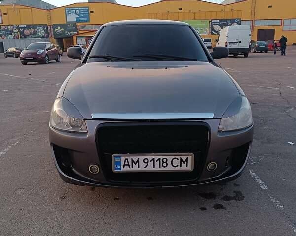 Серый ВАЗ 2170 Priora, объемом двигателя 1.6 л и пробегом 205 тыс. км за 2200 $, фото 1 на Automoto.ua