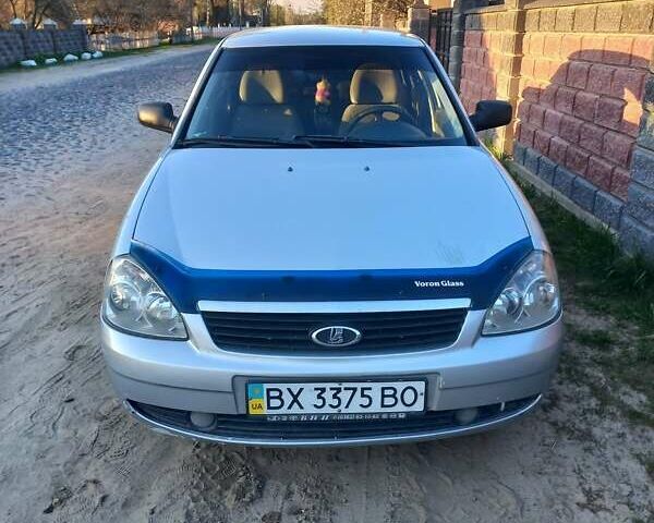Сірий ВАЗ 2170 Priora, об'ємом двигуна 1.6 л та пробігом 143 тис. км за 2200 $, фото 1 на Automoto.ua