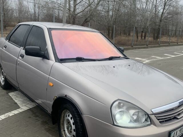 Сірий ВАЗ 2170 Priora, об'ємом двигуна 1.6 л та пробігом 777 тис. км за 1241 $, фото 1 на Automoto.ua