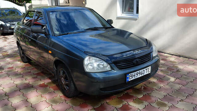 Серый ВАЗ 2170 Priora, объемом двигателя 1.6 л и пробегом 195 тыс. км за 2499 $, фото 1 на Automoto.ua