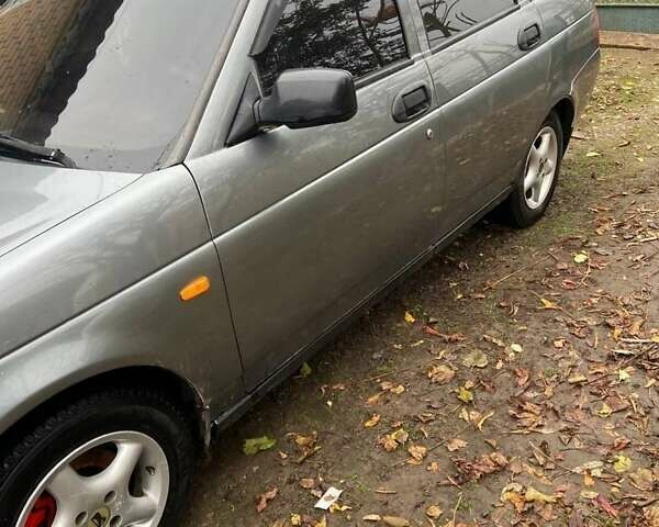 Серый ВАЗ 2170 Priora, объемом двигателя 1.6 л и пробегом 220 тыс. км за 2200 $, фото 1 на Automoto.ua