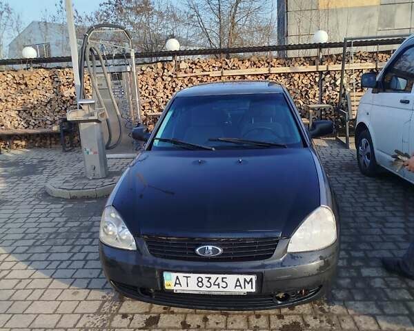 Серый ВАЗ 2170 Priora, объемом двигателя 1.6 л и пробегом 115 тыс. км за 2000 $, фото 1 на Automoto.ua