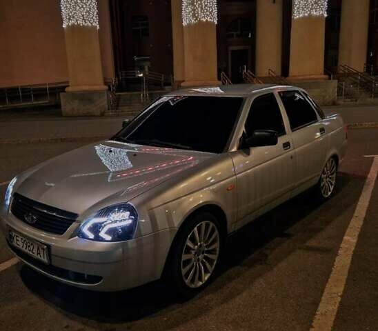 Серый ВАЗ 2170 Priora, объемом двигателя 1.6 л и пробегом 113 тыс. км за 4550 $, фото 1 на Automoto.ua