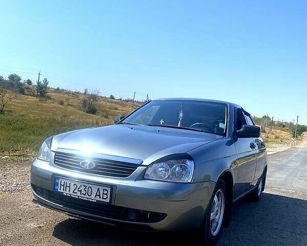 Сірий ВАЗ 2170 Priora, об'ємом двигуна 1.6 л та пробігом 153 тис. км за 2800 $, фото 1 на Automoto.ua